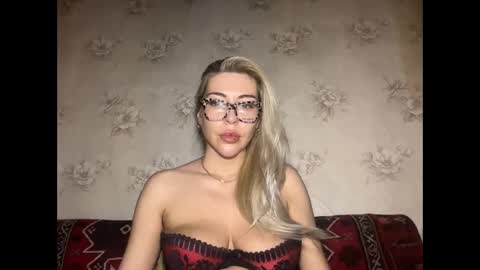 LuxSonyaStar online show from 3, 12, 2025