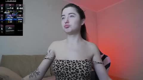 Snapshot of luxuryalma18 chatting on 25, 11, 2025 Alma online show from 25, 11, 2025