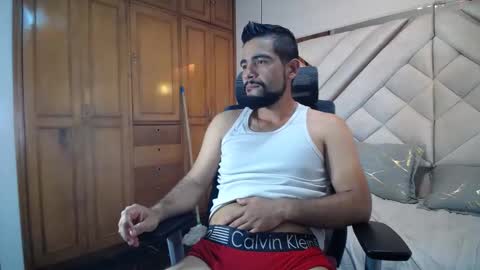 Lesly And Arnold online show from 24, 1, 2025