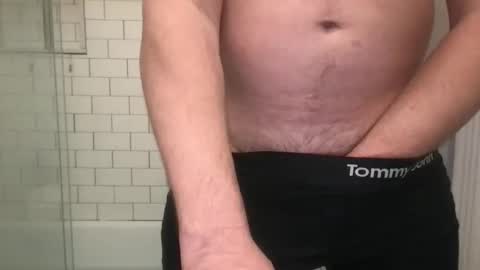 lvguynextdoor440656 online show from 12, 11, 2025