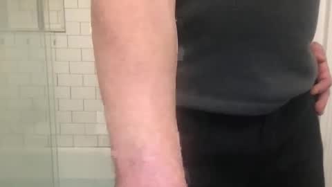 lvguynextdoor440656 online show from 5, 12, 2025