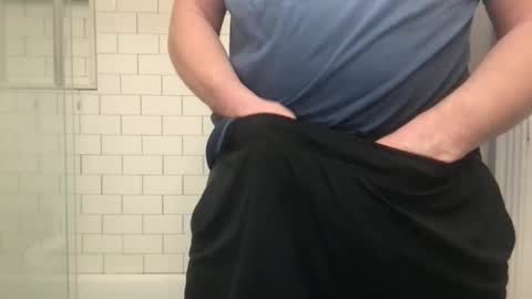 lvguynextdoor440656 online show from 14, 1, 2026