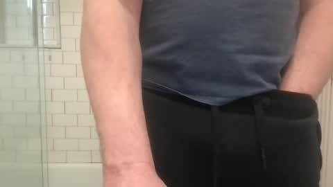 lvguynextdoor440656 online show from 15, 2, 2026