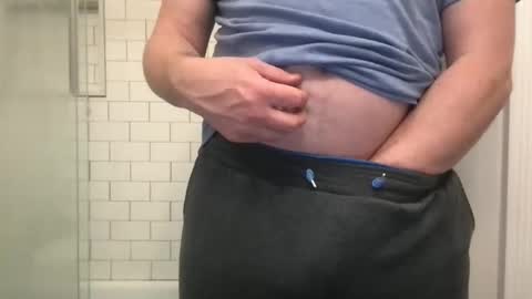 lvguynextdoor440656 online show from 31, 5, 2026