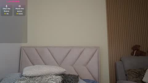 Snapshot of lya_aron_couple chatting on 9, 7, 2026 lya_aron_couple online show from 9, 7, 2026