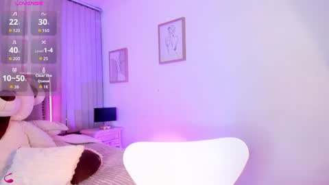Snapshot of lya_brown chatting on 25, 6, 2026 lya_brown online show from 25, 6, 2026
