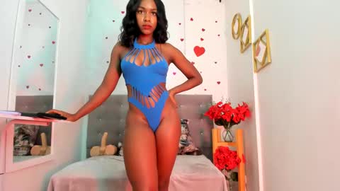 Snapshot of lyabloom chatting on 10, 3, 2025 LyaBloom online show from 10, 3, 2025