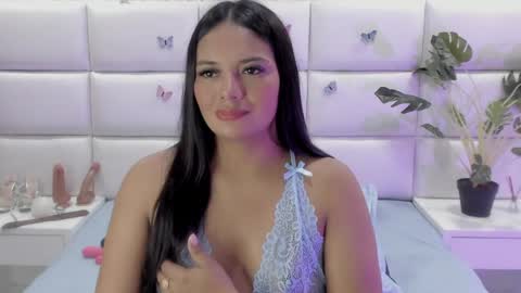 Snapshot of lyasweetxx chatting on 2, 6, 2026 Lya Sweetxx online show from 2, 6, 2026