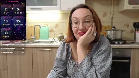 Snapshot of lyboff72 chatting on 28, 12, 2024 lybava online show from 28, 12, 2024