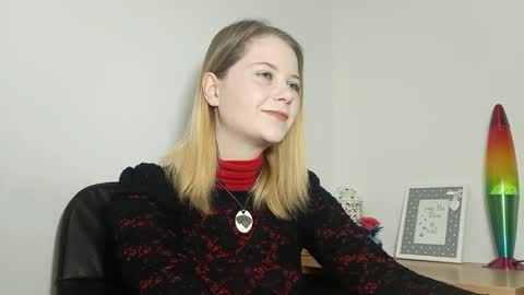 Snapshot of lydiasunny chatting on 11, 9, 2025 Lydia online show from 11, 9, 2025