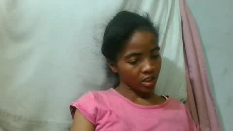 Snapshot of lydie856696 chatting on 12, 6, 2026 lydie856696 online show from 12, 6, 2026