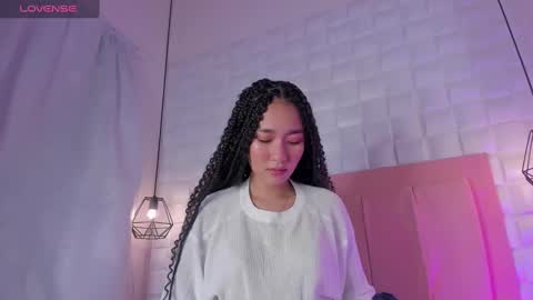 Lyhana Lee online show from 31, 1, 2025