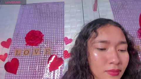 Lyhana Lee online show from 12, 2, 2025