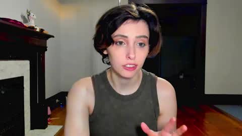 LylacDoll online show from 16, 12, 2024