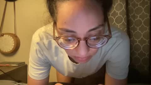 Olivia online show from 6, 2, 2025