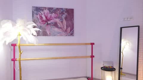 Lyly   online show from 27, 1, 2025