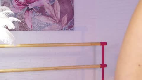 Lyly   online show from 28, 1, 2025