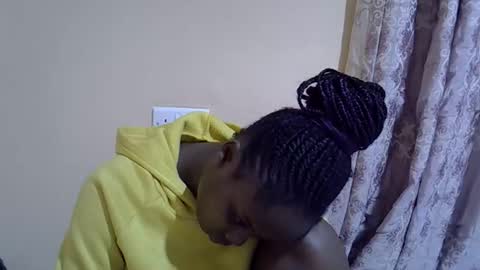 lyn_anna online show from 29, 9, 2025