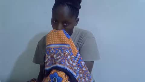 lyn_anna online show from 14, 4, 2026