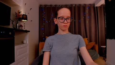 Sara online show from 2, 2, 2025