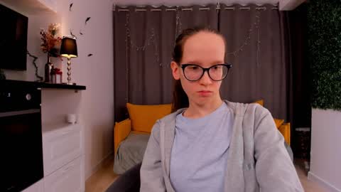 Sara online show from 8, 2, 2025