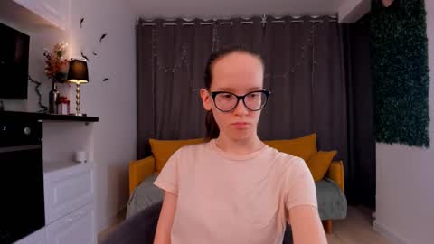 Sara online show from 10, 2, 2025