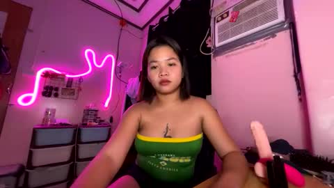 I am Lyn- DONT FORGET TO FOLLOW ME online show from 9, 10, 2025