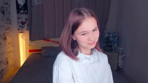 Snapshot of lynncozzy chatting on 12, 11, 2025 Cozy Lynns room online show from 12, 11, 2025