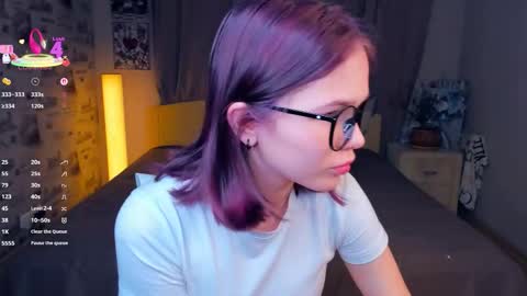 Snapshot of lynncozzy chatting on 1, 12, 2025 Cozy Lynns room online show from 1, 12, 2025