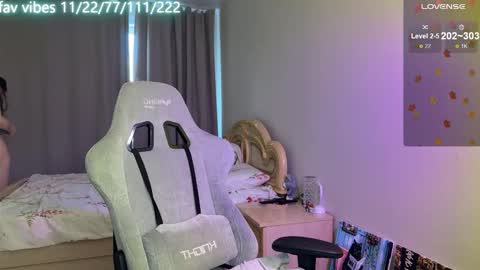 lynne_dawson online show from 2, 10, 2025