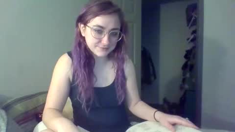 Lynn  online show from 22, 2, 2026