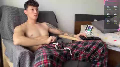 Snapshot of lyon_power_ chatting on 11, 10, 2025 Dani online show from 11, 10, 2025