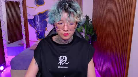 lyra_tay online show from 29, 5, 2026
