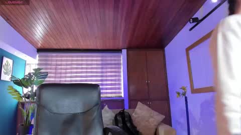 Lyssa  Everyday From 0700 to 1630 Col Time online show from 21, 10, 2025