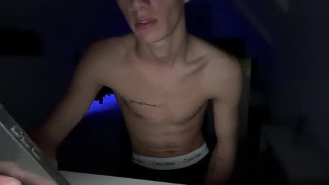  NEW   Leo  lz britboy online show from 4, 2, 2025