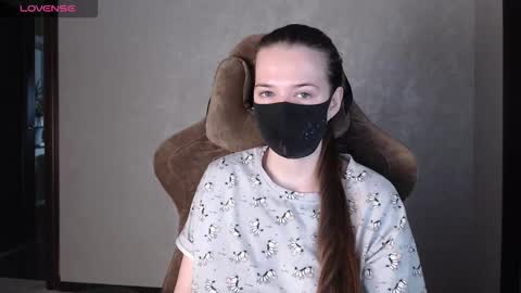 Snapshot of m00n8kiki chatting on 1, 12, 2025 Ksu online show from 1, 12, 2025