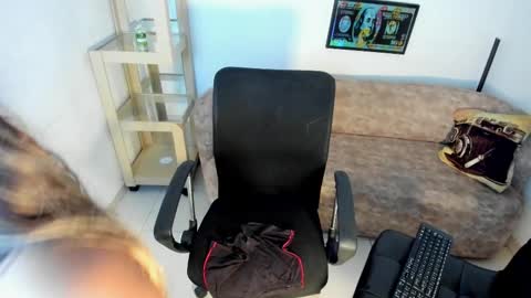 Mila online show from 7, 3, 2025