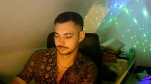 Snapshot of m1recevierrr chatting on 28, 12, 2024 m1recevierrr online show from 28, 12, 2024