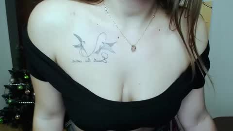 Vikki online show from 4, 1, 2025