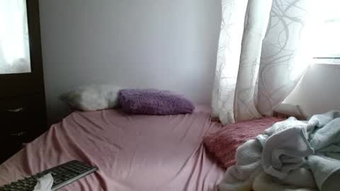 maaddy_thompson online show from 28, 11, 2025