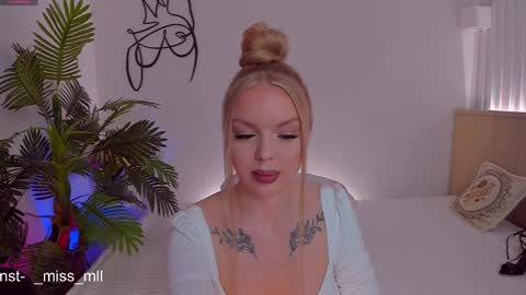 Mary online show from 26, 2, 2025