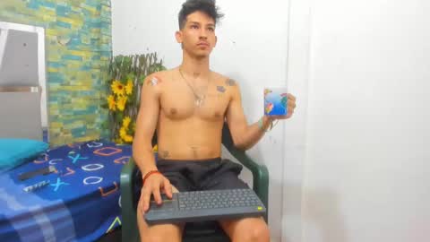 itgram pezlo josue online show from 22, 1, 2025