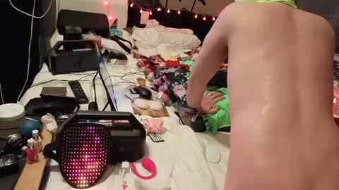 mac1119 online show from 2, 3, 2026