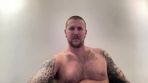 Snapshot of mac_drew chatting on 26, 10, 2025 mac_drew online show from 26, 10, 2025