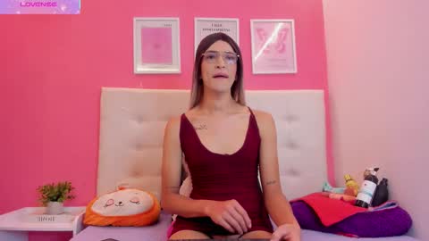 macarena_05_ online show from 26, 11, 2025