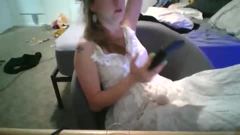 maceyloves online show from 2, 4, 2026