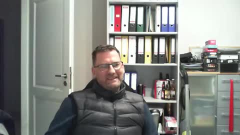 macfly67 online show from 13, 12, 2024