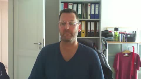 macfly67 online show from 8, 2, 2025