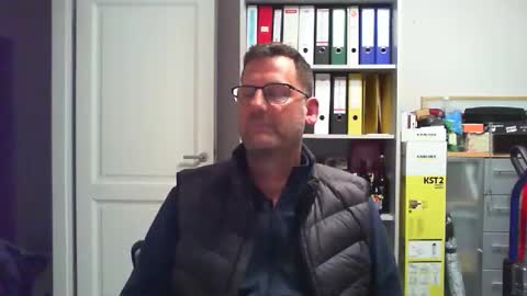 macfly67 online show from 17, 12, 2025