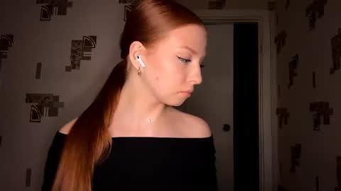 Snapshot of machelleunderdahl chatting on 28, 6, 2026 Nicole online show from 28, 6, 2026